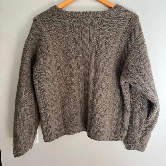 100% Wool Brown Cable Knit Sweater - Picture 4 of 4